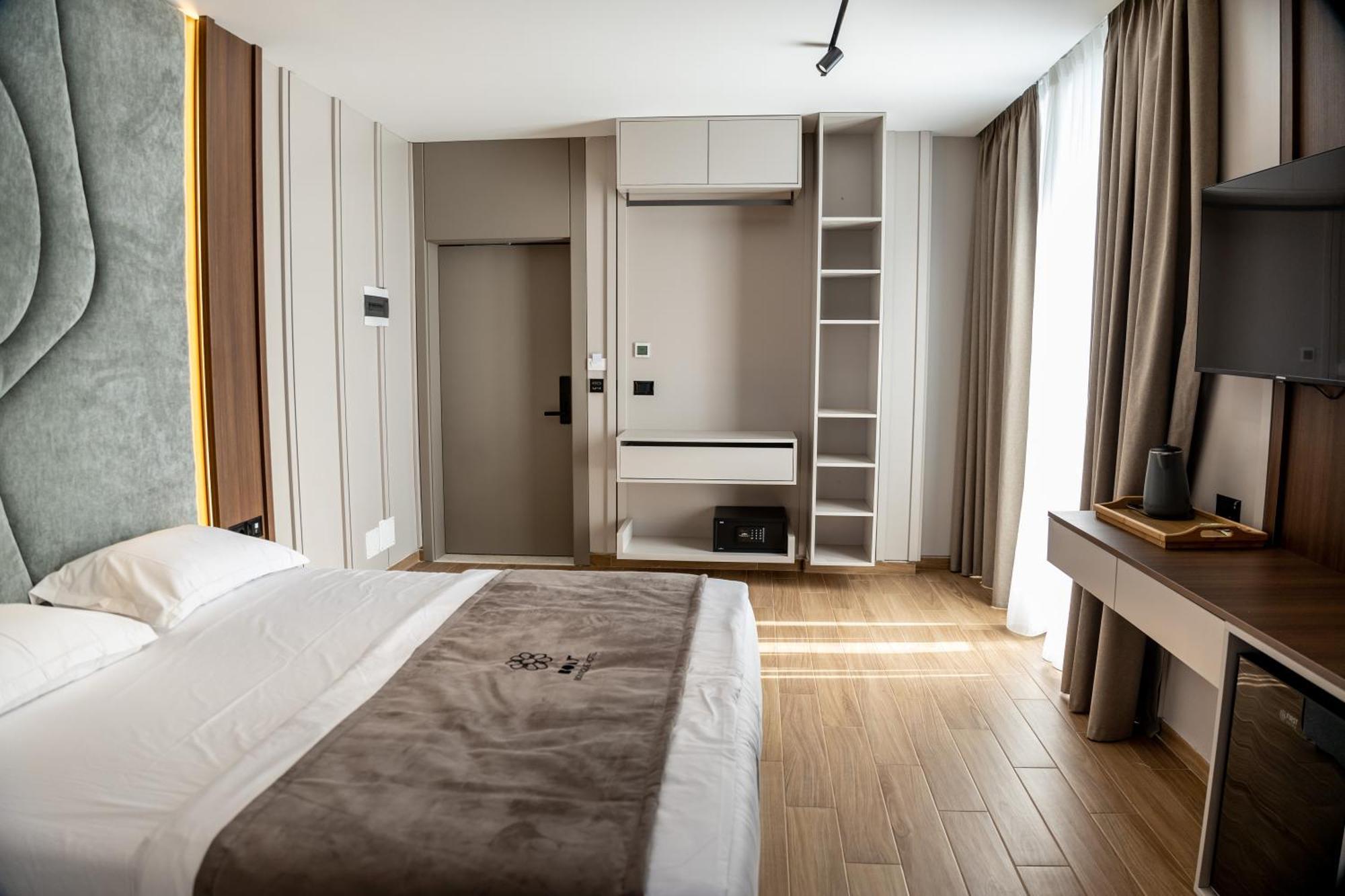 Bolt Boutique Hotel Lezhë 외부 사진