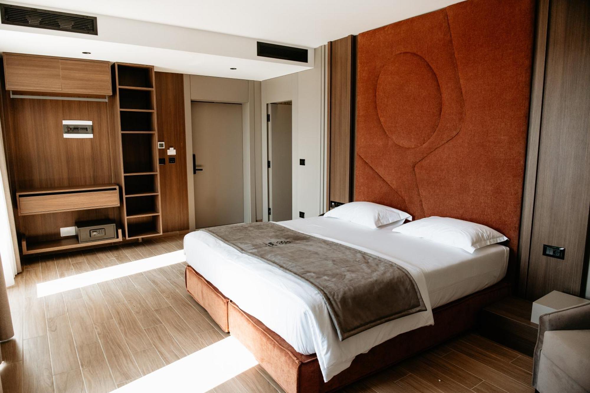 Bolt Boutique Hotel Lezhë 외부 사진